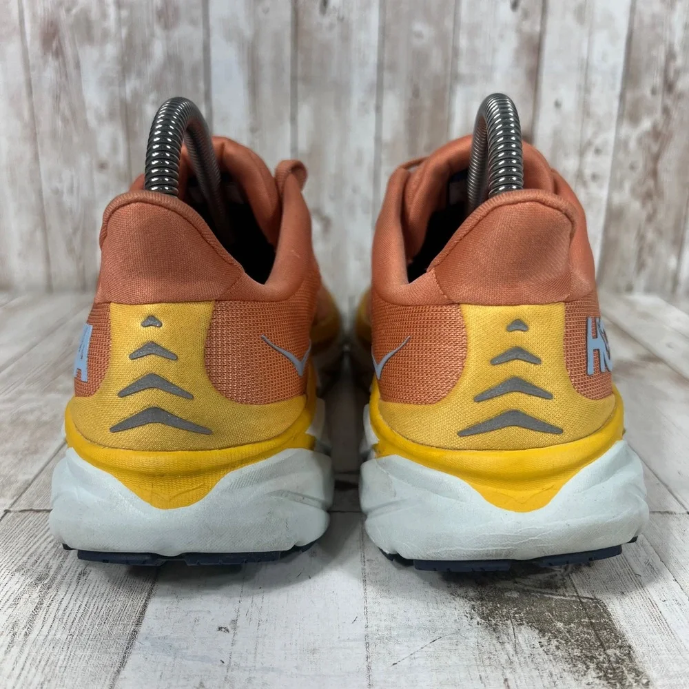 Hoka One One Clifton 8 Women 7.5 Running Shoes Summer Song Cantaloupe SBSCR